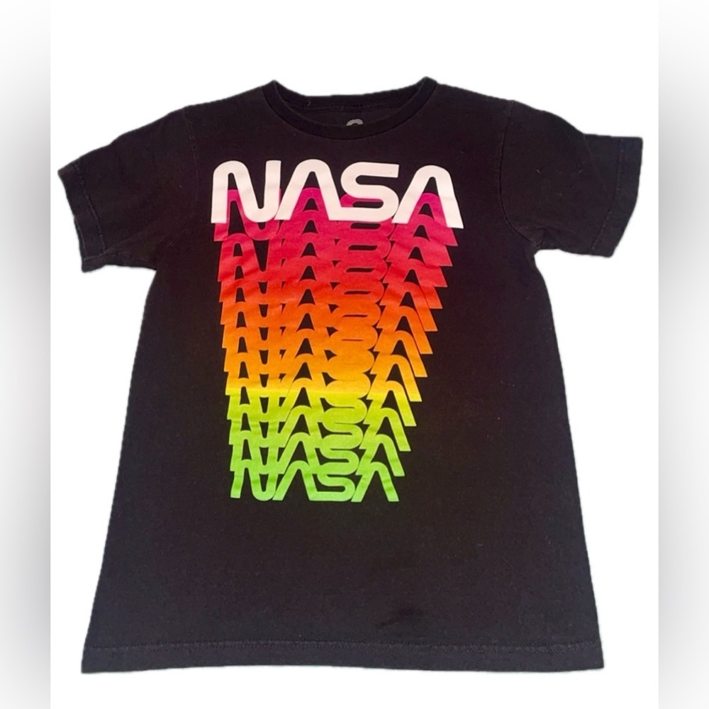 Akademiks NASA Neon Rainbow Graphic T-Shirt Unisex Small Black 100% Cotton